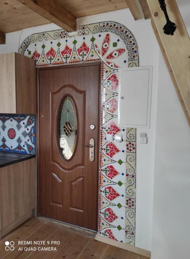 Art-House 4 Attic Apartment ديشين المظهر الخارجي الصورة