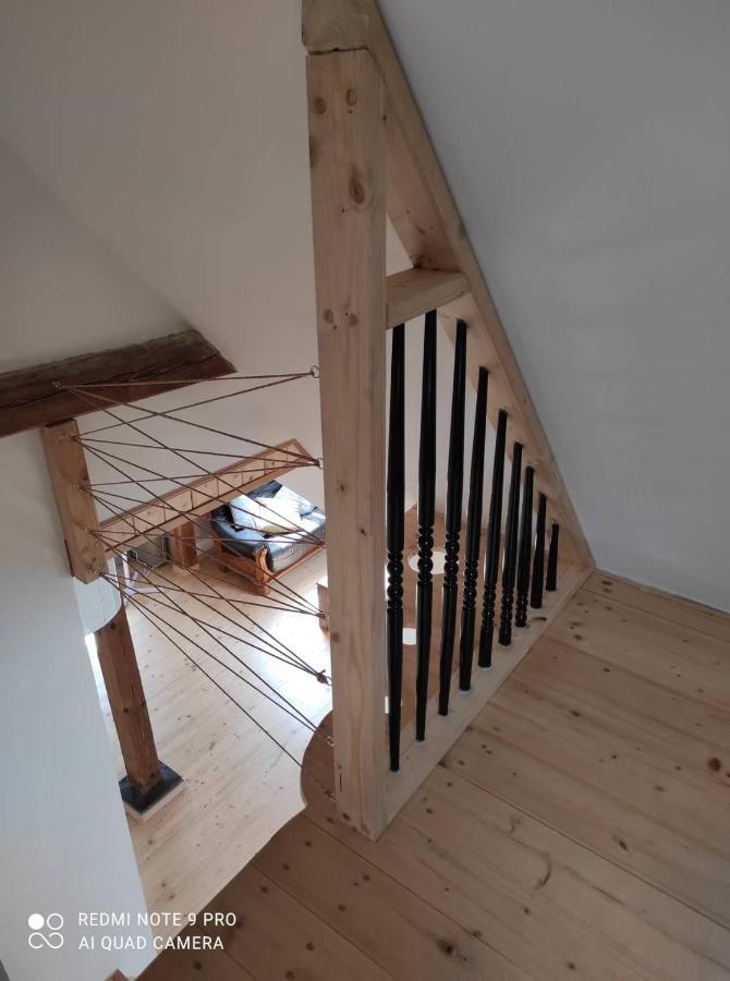 Art-House 4 Attic Apartment ديشين المظهر الخارجي الصورة