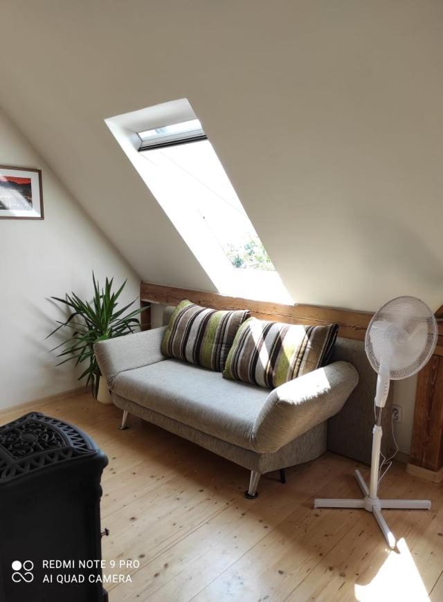 Art-House 4 Attic Apartment ديشين المظهر الخارجي الصورة